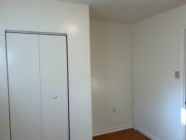 2586 Loma Vista Dr