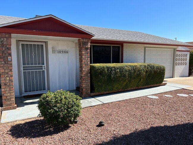 Photo - 10946 W Canterbury Dr