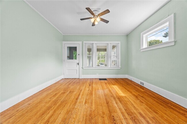 Photo - 19 Morningside Park Unit 21