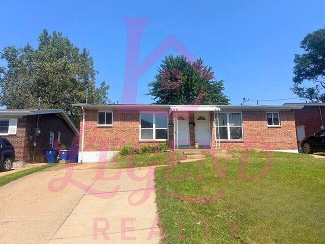 Building Photo - 11137-11137 Florence Ave Unit 11137