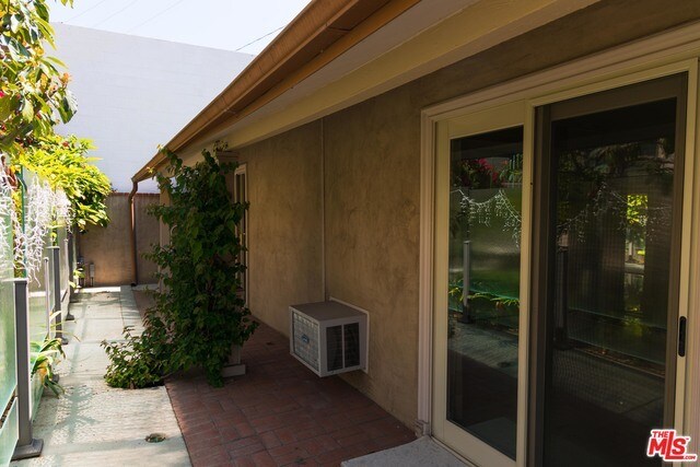 Photo - 720 San Vicente Blvd