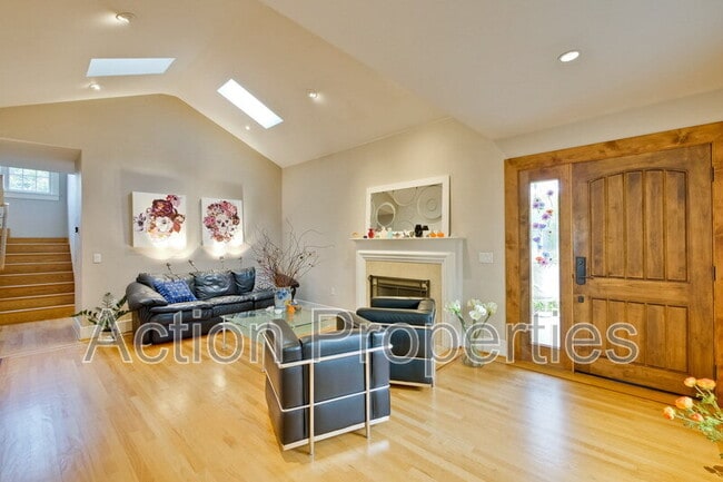 Photo - 714 Greer Rd