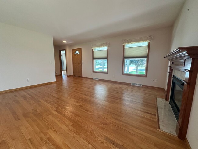 Photo - 7006 Parker Hill Dr