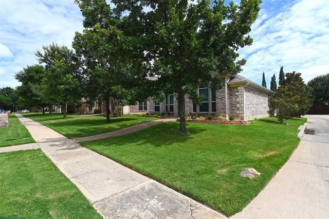Photo - 1073 Red Hawk Dr