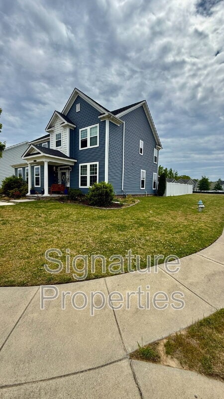 Photo - 100 Sandalwood Ln