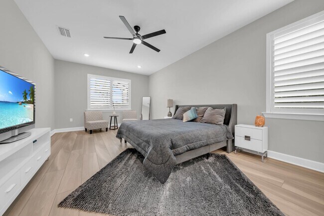 Photo - 42560 Atlas Dr