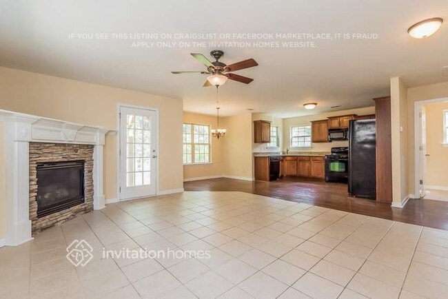 Photo - 123 Village Pkwy