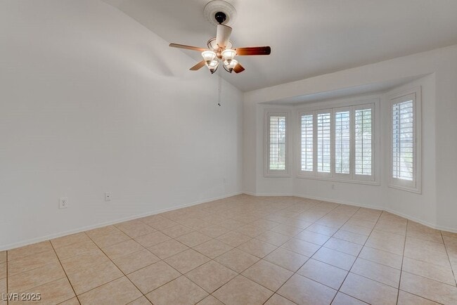 Building Photo - 2079 Poppywood Ave