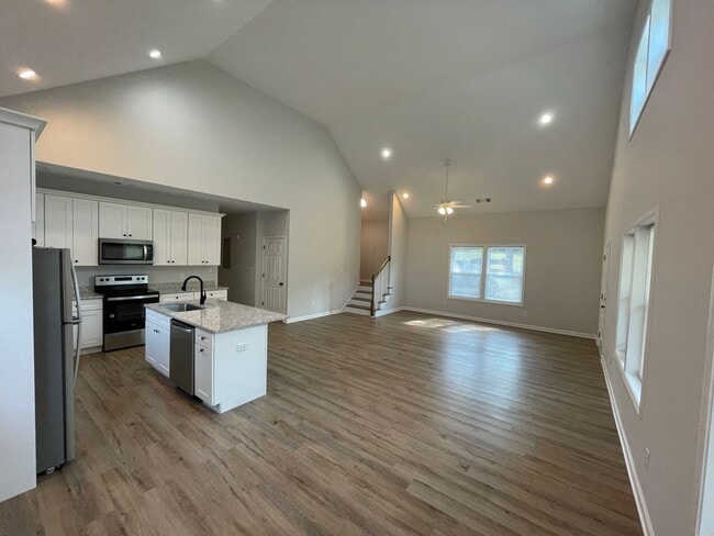 Photo - 5 Bed Home Available August 2026!