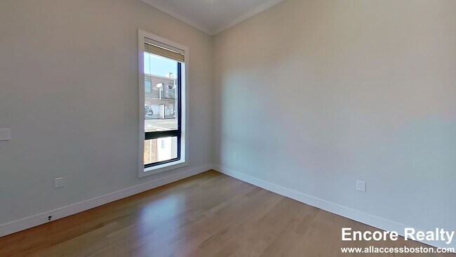 Photo - 16-18 Highgate St. (Roomate Rental) Unit 307 Unidad 307