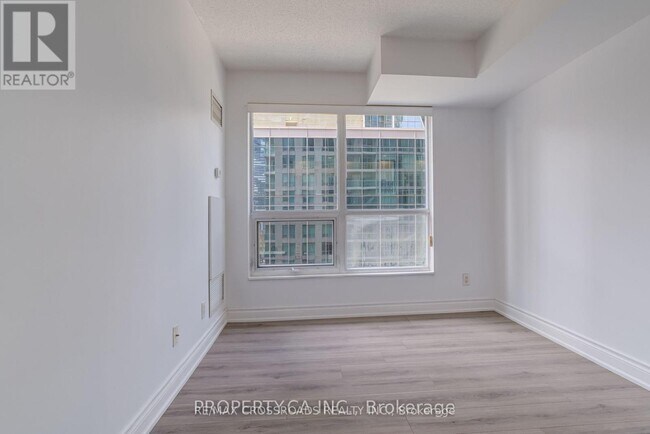 Photo - 18 Yonge St Unit 1905