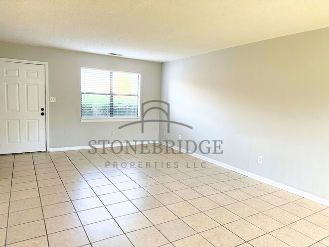 Photo - 2 bed, 1.5 bath townhome in Helena