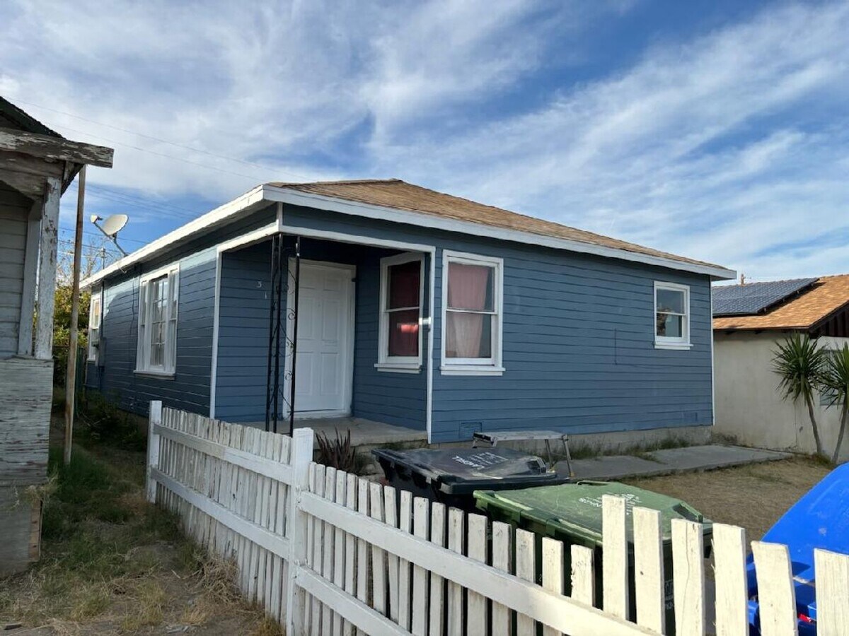 Taft Home 2 bd 1 ba Must see - Taft Home 2 bd 1 ba Must see