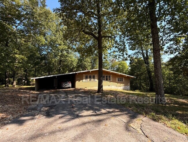 Building Photo - 1 Crawford Ln Rental