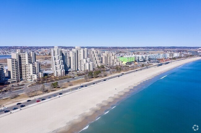 Building Photo - 382 Ocean Ave Unit 709 Rental