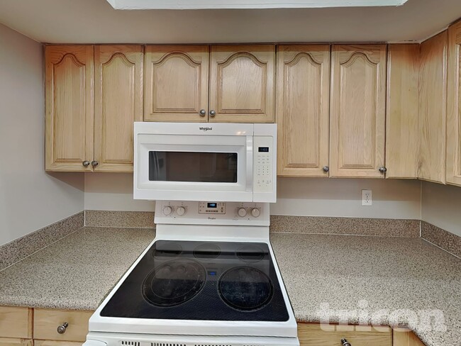 2813 Whippet Ct