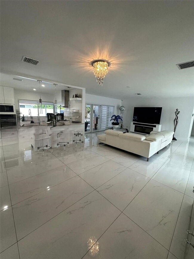 Photo - 6951 Miami Lakeway