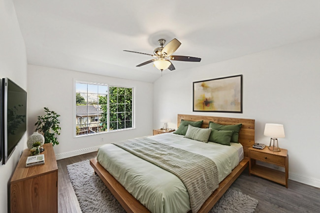 Photo - 1040 N Capitol Ave Unidad 2