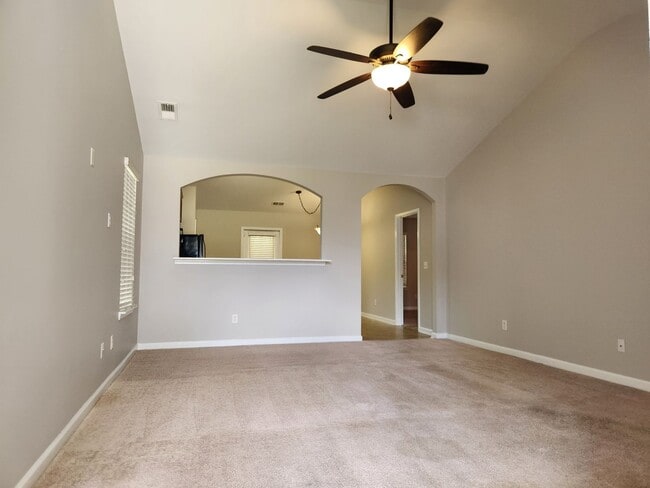 Photo - Charming 3 Bedroom 2 Bathroom home in Berwick!