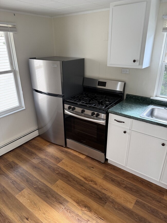 136 Porter Ave Unit 136 Porter Ave Unit 5