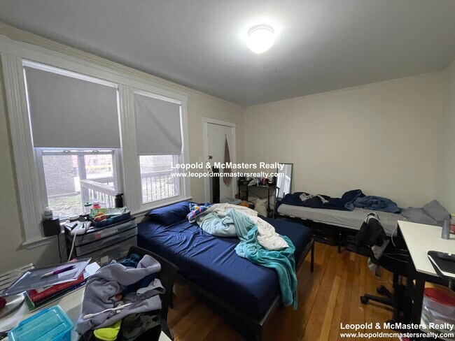 Photo - 1642 Commonwealth Ave