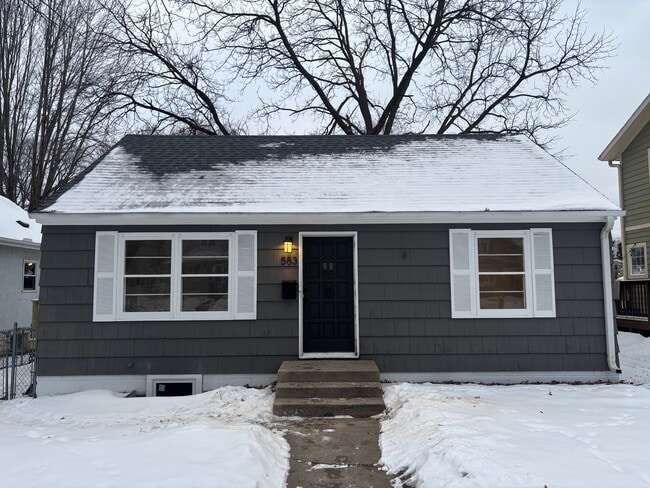 Building Photo - 583 Cromwell Ave