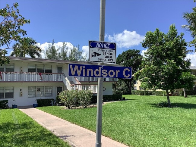 Photo - 60 Windsor C Unidad 60