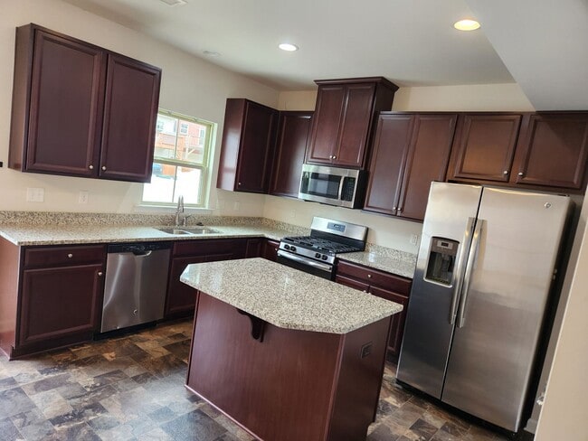 Photo - Modern 3 bed Townhouse-Foxcreek Subdivision -Moseley/Chesterfield