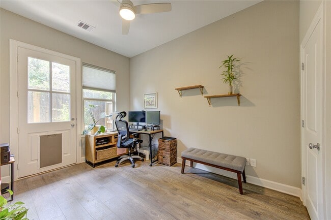 Photo - 5103 Royal Heath Dr