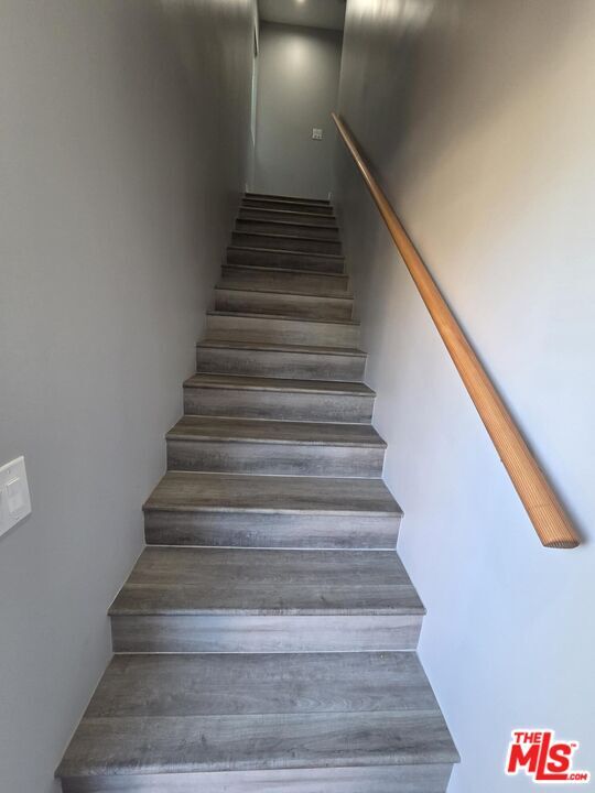 Photo - 5353 S Harcourt Ave