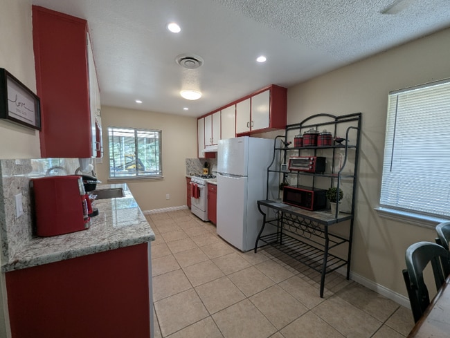 Photo - 31100 Ruth Hill Rd