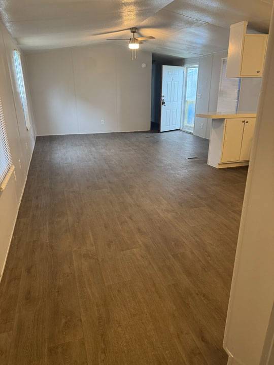 Photo - 600 E Anderson Rd
