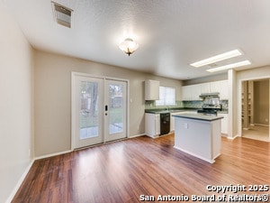 Photo - 5711 Lovett Oaks