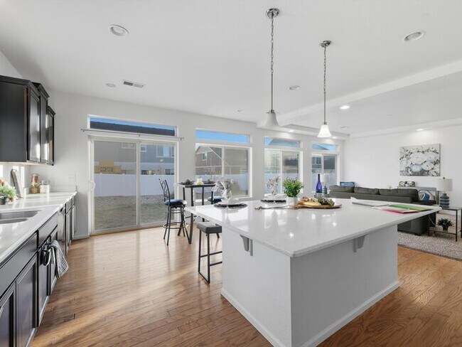 Photo - 7965 Whistlestop Ln