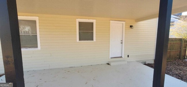 Photo - 1753 Fairway Hill Dr SE