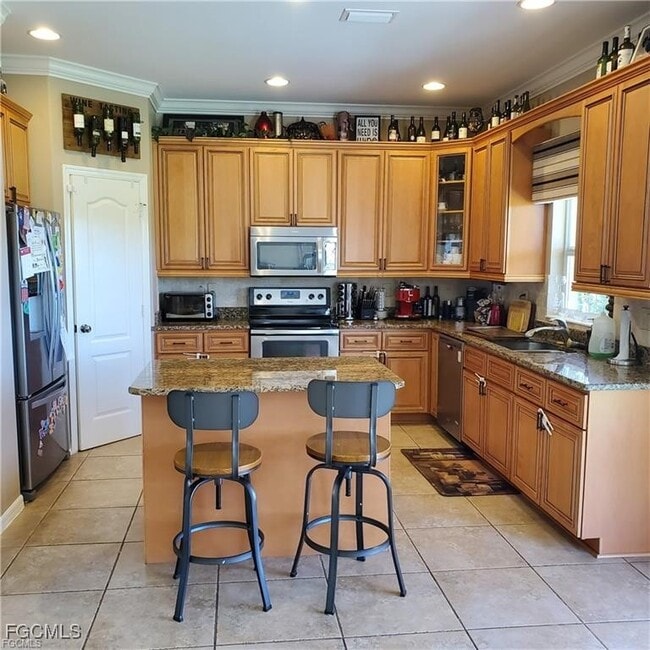 Building Photo - 2851 Via Campania St Rental