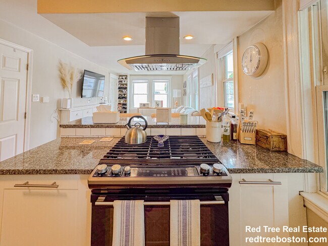 Photo - 21 Town Hill St Unit 1