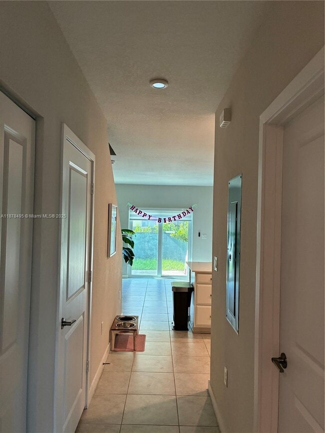 Photo - 1069 NW 4th Ter