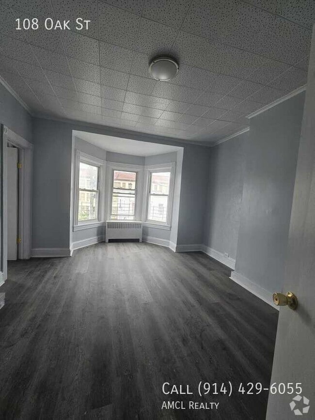Building Photo - 108 Oak St Rental