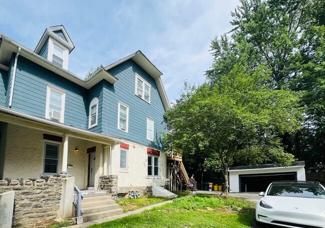 Building Photo - 121 Walnut Ave Rental