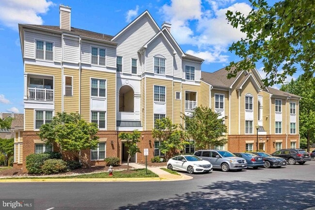 Photo - 2102 Highcourt Ln Apartment Unit 102
