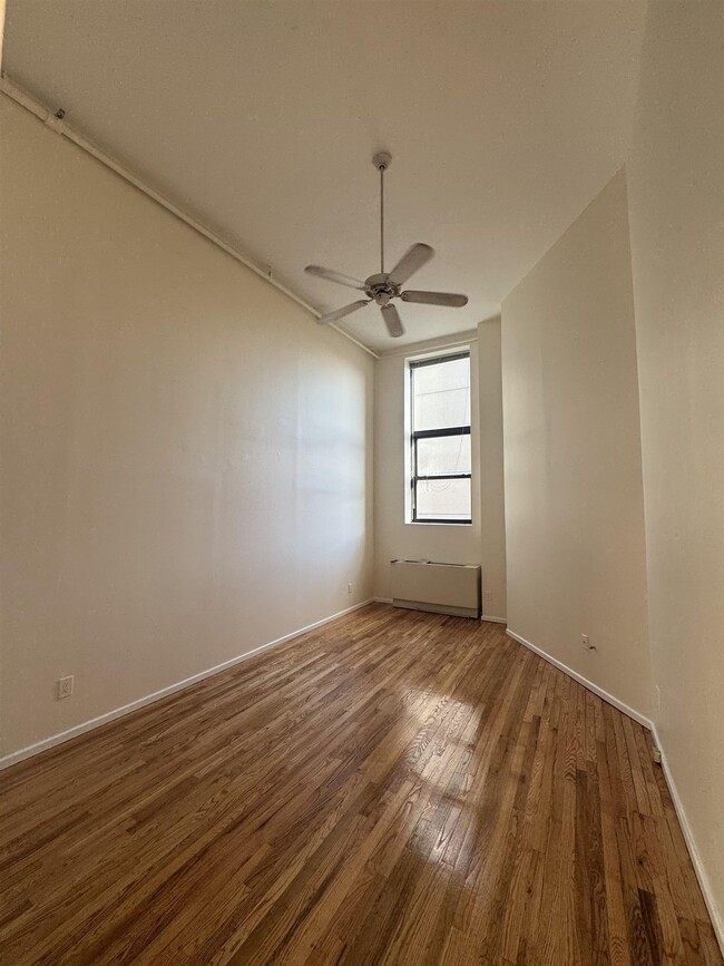 Photo - 80 Park Ave Unit 3E