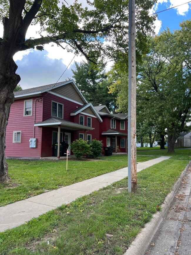 Photo - 361 S Scott St