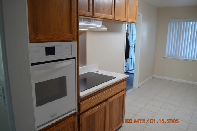 Photo - 768 Julian St