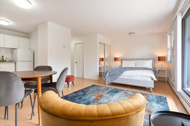 Photo - 1190 10th Avenue Bikeway Unit ID1051846P