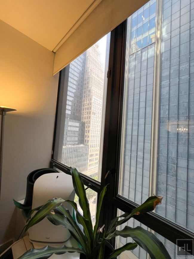 Photo - WALL STREET Unit 8