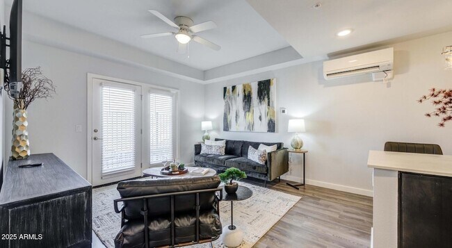 Photo - 45760 W Vlg Pkwy Unit 1