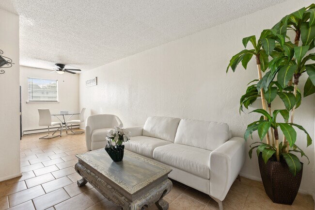 Camden Apartments and Townhomes