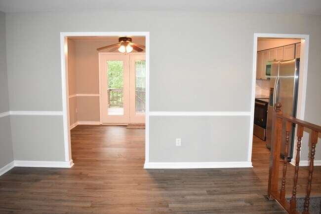 Photo - Great Split Foyer In Fredericksburg!