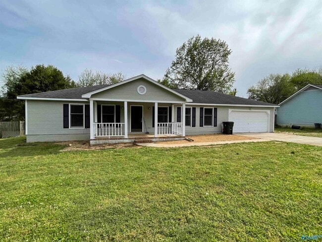 Photo - 120 Springfield Ln